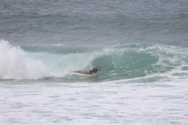 2007 Hawaii Vacation  0762 North Shore Surfing